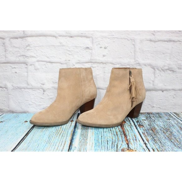 Vionic Madeline Tan Suede Side Zip Up High Ankle Boots Size 7 - Picture 2 of 10